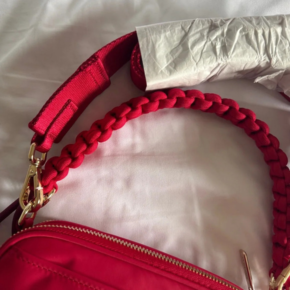 ❤️🆕 Lululemon Lunar New Year Crossbody Camera Bag with Top Handle - Dark Red - Picture 8 of 9